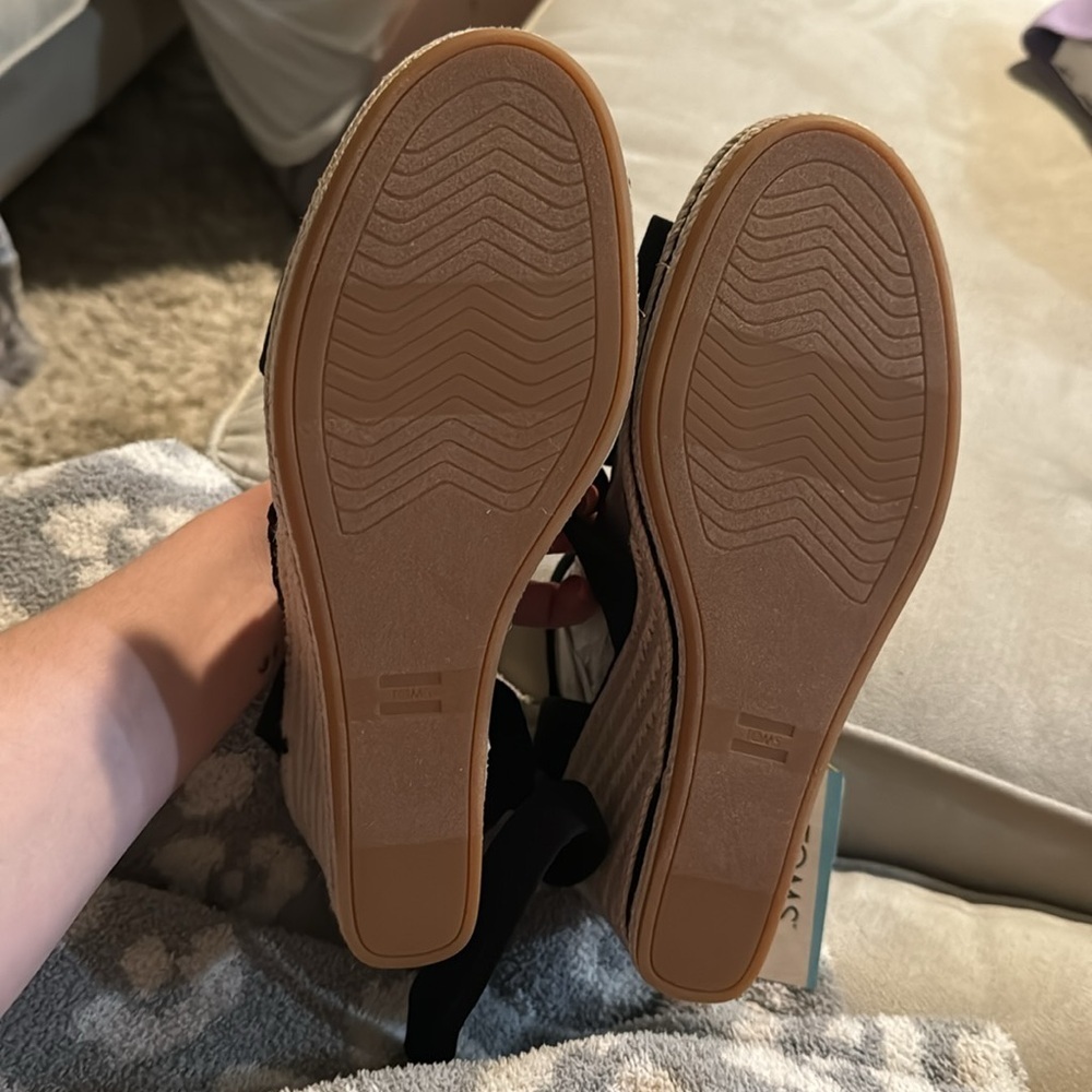 Madelyn Wedge Sandal - Picture 6 of 6